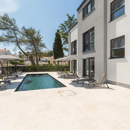 Apartment Matic I With Balcony And Shared Pool