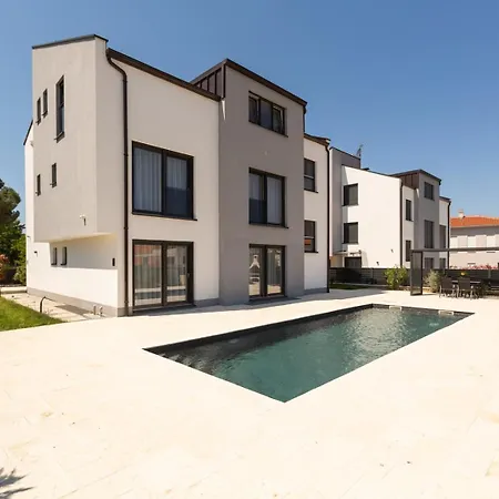 Lägenhet Matic I With Balcony And Shared Pool