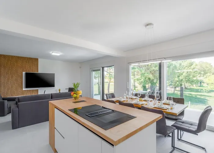 公寓 Matic I With Balcony And Shared Pool *