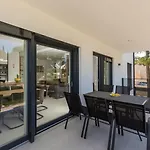 Matic I With Balcony And Shared Pool Apartman Funtana