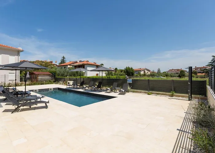 Matic I With Balcony And Shared Pool Apartamento Funtana