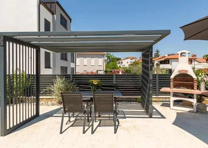 Matic I With Balcony And Shared Pool Funtana